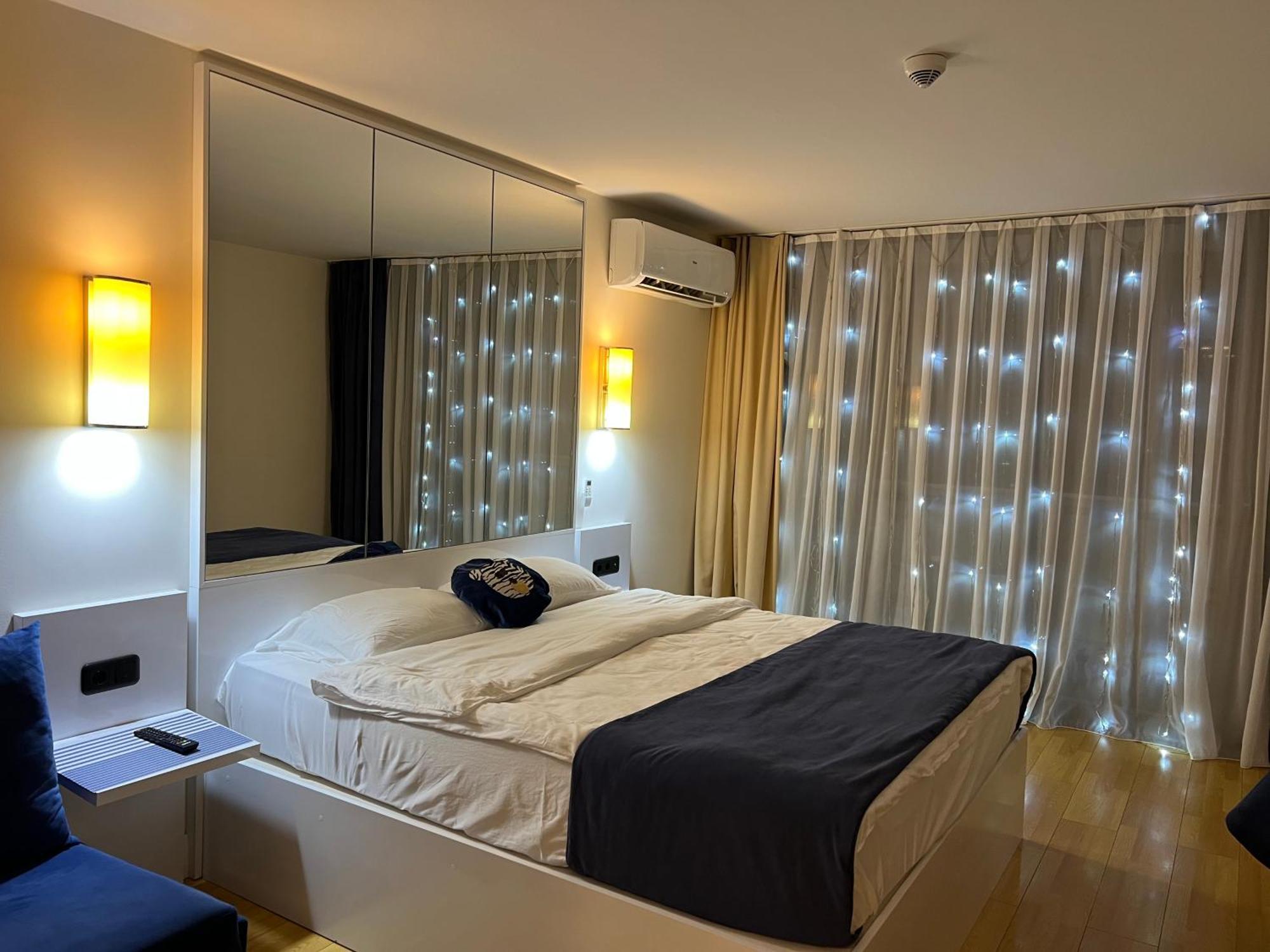 Orbi City Apartment 40 Этаж Batumi Esterno foto